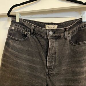 Madewell Darted Barrel Leg jeans Washed Black